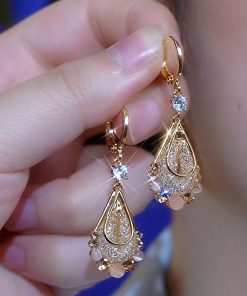 Light Luxury Diamond-Studded Mesh Water Drop Earrings - Versatile Elegant Niche Fashion Accessories for 2025