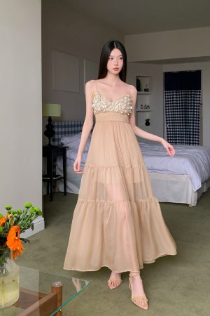 Light Luxury French-Style Heavy Sequined Floral Strap Dress with Waist-Cinching Chiffon Long Skirt - Elegant Evening Wear