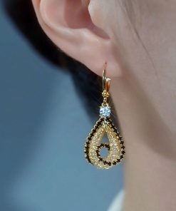 Light Luxury Mesh Water Droplet Hollow Drop Earrings - Elegant French-Inspired Design, Versatile High-End Ear Accessories