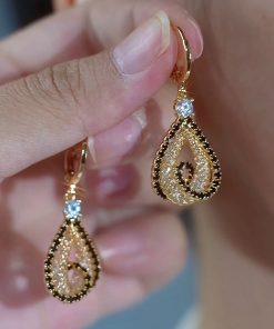 Light Luxury Mesh Water Droplet Hollow Drop Earrings - Elegant French-Inspired Design, Versatile High-End Ear Accessories