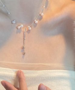Light Luxury Pearl Tassel Necklace for Women - Niche Collar Accessory, Popular Clavicle Chain, Elegant Design