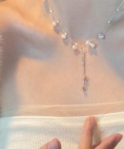 Light Luxury Pearl Tassel Necklace for Women - Niche Collar Accessory, Popular Clavicle Chain, Elegant Design