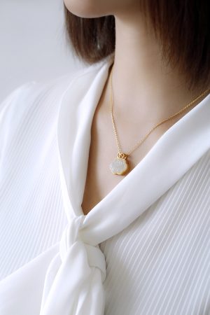 Light Luxury Pure Silver Hetian Jade Ruyi Cloud Longevity Lock Pendant Necklace - Chinese Style Gold Inlaid Jewelry for Women