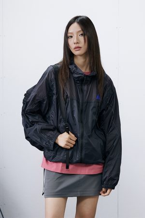 Lightly Lined Decorative Ultra-Light Sunscreen Outdoor Skin Jacket - Stylish Sun Protection for Outdoor Activities