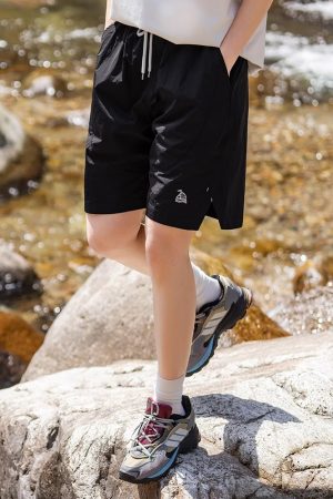 Lightweight Breathable Quick-Dry Work Shorts for Men and Women - Casual Straight-Leg 5-Point Summer Outdoor Shorts