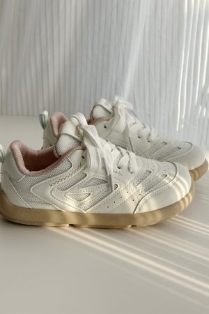 Lightweight Breathable White Casual Sneakers for Women - Soft Sole Non-Slip Versatile Spring 2025 Fashion Footwear