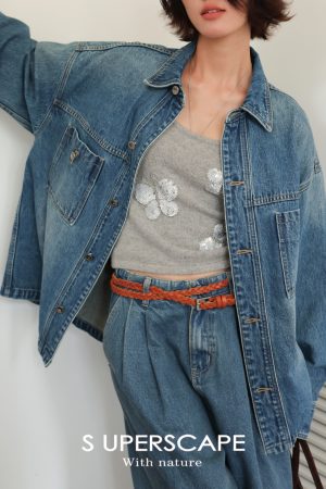 Lightweight Butterfly Sequin Embroidered Cardigan in Australian Merino Wool - Stylish Layering Piece for Effortless Chic Looks