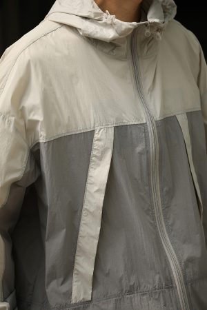 Lightweight Color-Blocked UV Protection Jacket for Men and Women | Breathable Outdoor Summer Coat | Sun Protection Gear