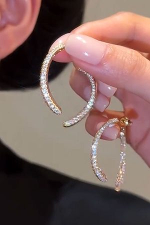 Lightweight Crossed Fish Tail Drop Earrings with Zircon Inlay for Women - Elegant High-End Fashion Accessories