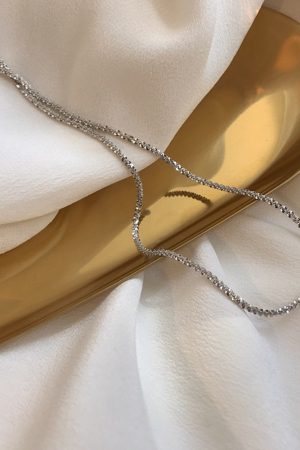 Lightweight Luxury Choker Necklace for Women - High-End Pure Silver Short Design, Unique Korean Style 2025 Fashion Accessory