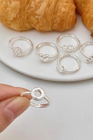 Lightweight Luxury Plain Open Ring for Women - Versatile High-End INS Style, Non-Fading Design, Trendy Fashion Accessory