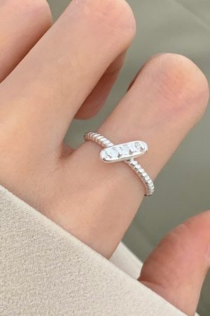 Lightweight Luxury Plain Open Ring for Women - Versatile High-End INS Style, Non-Fading Design, Trendy Fashion Accessory