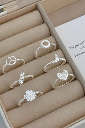 Lightweight Luxury Plain Open Ring for Women - Versatile High-End INS Style, Non-Fading Design, Trendy Fashion Accessory