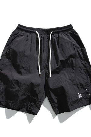 Lightweight Quick-Dry Sports Shorts for Men and Women - Breathable Casual Straight-Cut Beach Five-Point Pants for Summer Outdoor Activities