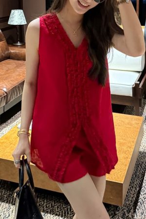 Lightweight Sheer T-Shirt and Slimming Skirt Pants Set - 2025 Summer Fashion Essentials for Effortless Style