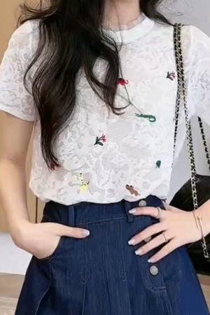 Lightweight Sheer T-Shirt for Summer 2025 - Trendy, Breathable Style Perfect for Warm Weather