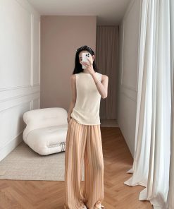 Lightweight Striped Casual Pants for Summer in Orange and Pink with Elastic Waist - Trendy Leisure Wear for Relaxed Days