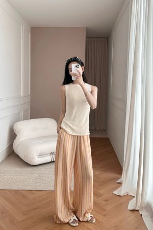 Lightweight Striped Casual Pants for Summer in Orange and Pink with Elastic Waist - Trendy Leisure Wear for Relaxed Days