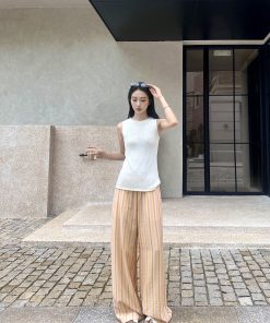 Lightweight Striped Casual Pants for Summer in Orange and Pink with Elastic Waist - Trendy Leisure Wear for Relaxed Days