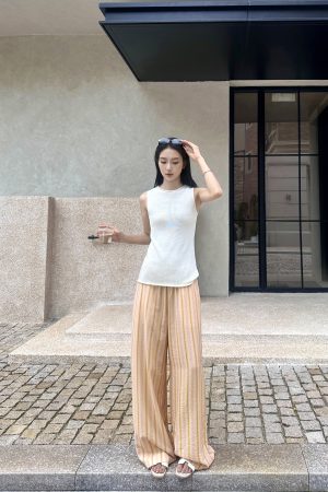 Lightweight Striped Casual Pants for Summer in Orange and Pink with Elastic Waist - Trendy Leisure Wear for Relaxed Days