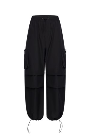 Lightweight Summer Cargo Pants with 3D Pockets - Basic Silhouette, Casual Style, Perfect for Everyday Wear