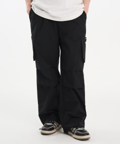 Lightweight Summer Cargo Pants with 3D Pockets - Basic Silhouette, Casual Style, Perfect for Everyday Wear