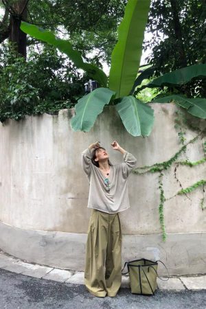 Lightweight Textured V-Neck Linen T-Shirt Top for Women - Versatile Pumpkin Color with Sun Protection, Korean Style Fashion