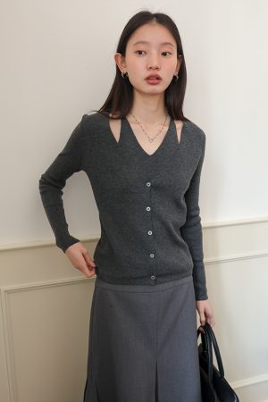 Lightweight V-Neck Faux Two-Piece Wool Knitted Cardigan for Commuting - Stylish and Machine Washable, Perfect for Y2K Fashion