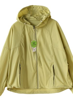Lightweight Waterproof Sun Protection Jacket with UPF 150+, Breathable Outdoor Performance Wear for Summer Activities