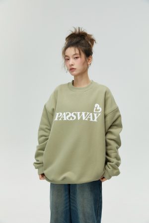 Little Heart Crew Neck Pullover Sweatshirt - Hoodless Loose Fleece Top for Couples - Spring Autumn Style, Casual Fashion