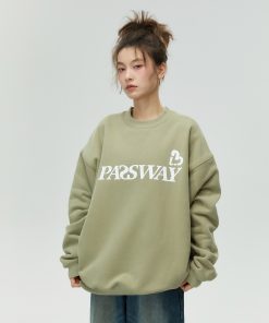 Little Heart Crew Neck Pullover Sweatshirt - Hoodless Loose Fleece Top for Couples - Spring Autumn Style, Casual Fashion