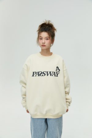 Little Heart Crew Neck Pullover Sweatshirt - Hoodless Loose Fleece Top for Couples - Spring Autumn Style, Casual Fashion