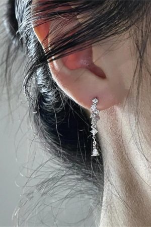 Long Tassel Shiny Earrings for Women - Unique Design, Light Luxury Ear Accessories, High-End Feel, Statement Studs