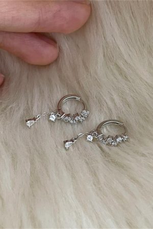 Long Tassel Shiny Earrings for Women - Unique Design, Light Luxury Ear Accessories, High-End Feel, Statement Studs