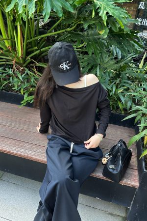 Loose Casual Lightweight Breathable One-Shoulder Layered Long Sleeve T-Shirt for Early Autumn Stylish Look