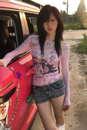 Loose Casual Outfits, Soft Modest Outfits - Pink Mesh Top