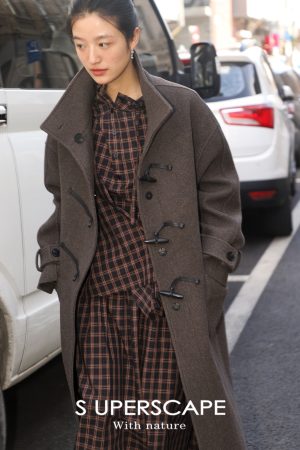 Loose Check Shirt with Twisted Design, Half-High Collar, and Drawstring - Trendy 90s-Inspired Style