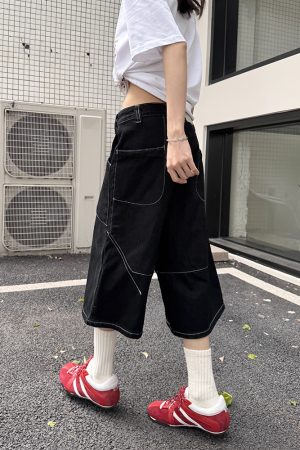 Loose Fit Denim Capri Pants for Women - Retro American Style Summer Shorts, Versatile Casual Fashion