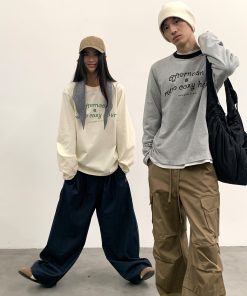 Loose Fit Round Neck Pure Cotton Men's Long Sleeve T-Shirt - Essential Layering Tee for 90s Style Casual Wear