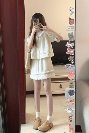 Loose-Fit Short Sleeve T-Shirt and Half-Length Skirt Set for Women - Summer Two-Piece Outfit for Effortless Style