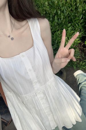 Loose Sleeveless White Camisole Top for Women - Sweet Temperament Design, Summer 2025 Style, Perfect for 90s and Y2K Fashion