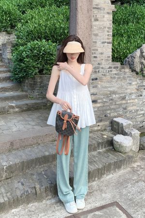 Loose Sleeveless White Camisole Top for Women - Sweet Temperament Design, Summer 2025 Style, Perfect for 90s and Y2K Fashion