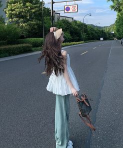 Loose Sleeveless White Camisole Top for Women - Sweet Temperament Design, Summer 2025 Style, Perfect for 90s and Y2K Fashion