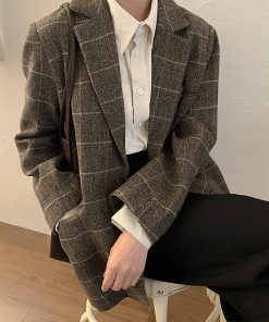 Loose White Corduroy Shirt for Women - Thickened Autumn Winter Layering Top, Trendy Niche Style for Students