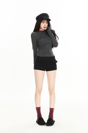 Low-Waist Casual Women's Knitted Shorts - Slim Fit Slimming Hot Pants for Autumn - Versatile Everyday Wear
