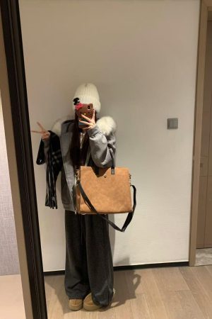 Luxurious Gray Hooded Woolen Coat with Fur Collar for Women - Winter Zip-Up Cardigan Outerwear