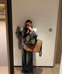 Luxurious Gray Hooded Woolen Coat with Fur Collar for Women - Winter Zip-Up Cardigan Outerwear