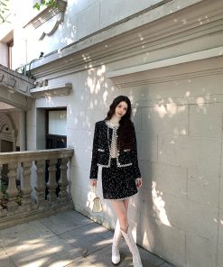 Luxurious Women's Two-Piece Fashion Set: Hepburn Diary Fragrant Wind Coat & Half Skirt - Chic Style for Wealthy Ladies