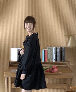 Luxury Dark Pleated Button Cake Dress - Elegant Korean Style Party Dress for Chic Evening Looks