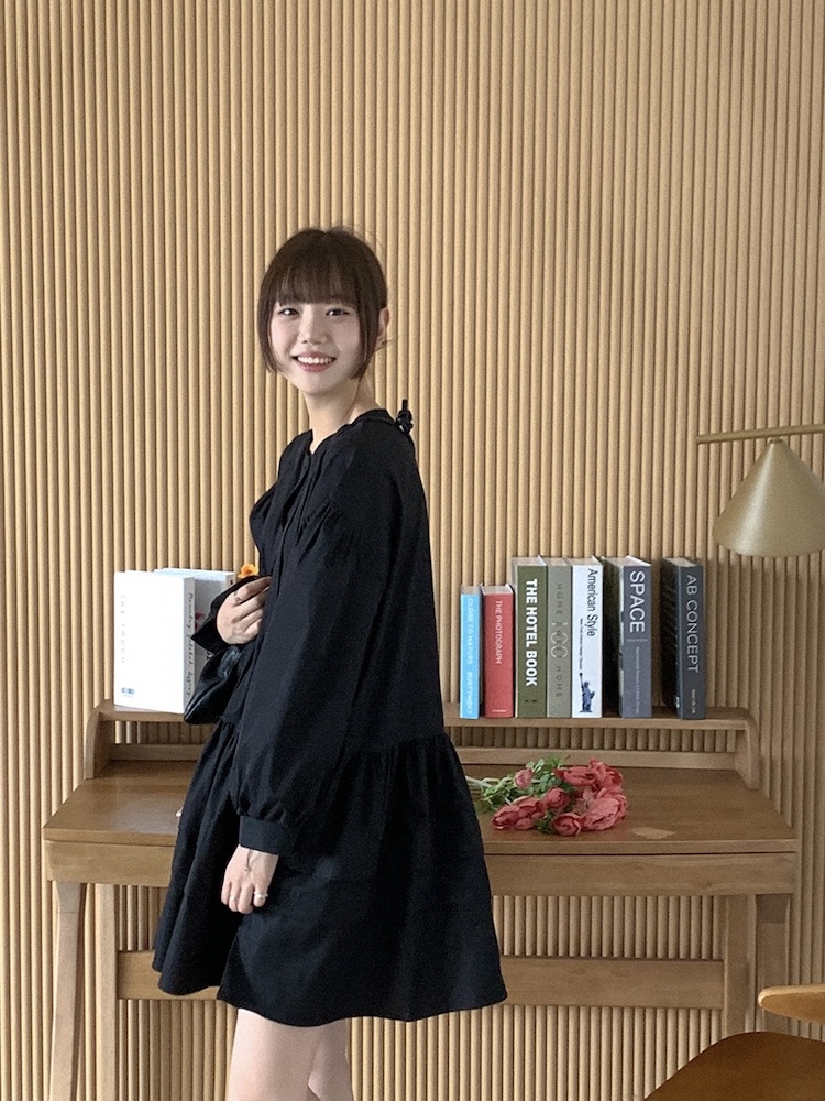 Luxury Dark Pleated Button Cake Dress - Elegant Korean Style Party Dress for Chic Evening Looks Luxury Dark Pleated Button Cake Dress - Elegant Korean Style Party Dress for Chic Evening Looks